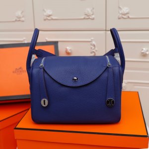 HERMES HANDBAG LINDY dark blue HERMES HANDBAG LINDY dark blue