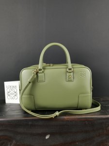 LOEWE HANDBAG Avocado Green LOEWE HANDBAG Avocado Green