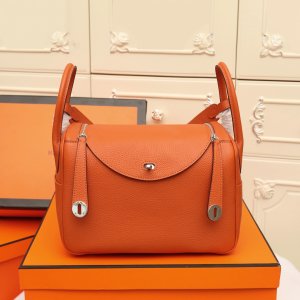 HERMES HANDBAG LINDY orange HERMES HANDBAG LINDY orange