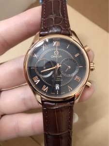 Omega De Ville Series Automatic Co-Axial Chronometer Men’s Watch Omega De Ville Series Automatic Co-Axial Chronometer Men’s Watch