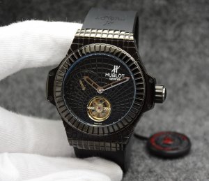 HUBLOT Mechanical Men’s Wristwatch HUBLOT Mechanical Men’s Wristwatch