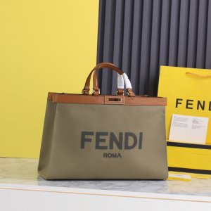 FENDI HANDBAG Dark Green FENDI HANDBAG Dark Green