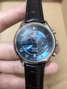 Omega De Ville Series Automatic Co-Axial Chronometer Men’s Watch Omega De Ville Series Automatic Co-Axial Chronometer Men’s Watch