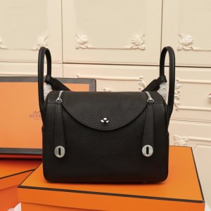 HERMES HANDBAG LINDY black HERMES HANDBAG LINDY black