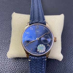 Universal Portugal 42 Series Light Gold Watch Universal Portugal 42 Series Light Gold Watch