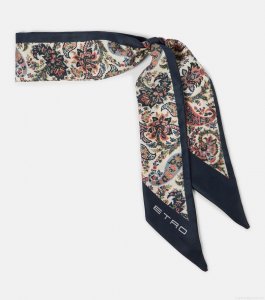 EtroPaisleyina printed silk twill scarf