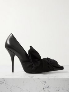 Poplin-trimmed leather pumps Poplin-trimmed leather pumps