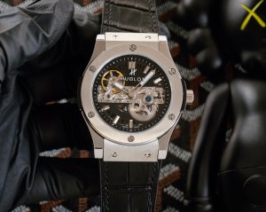 HUBLOT Mechanical Men’s Watch HUBLOT Mechanical Men’s Watch