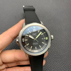 The classic color scheme of the 42 series The classic color scheme of the 42 series