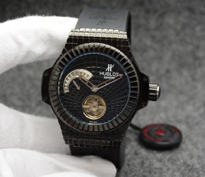 HUBLOT Mechanical Men’s Wristwatch HUBLOT Mechanical Men’s Wristwatch
