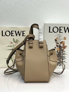 LOEWE HANDBAG HAMMOCK DW BAG Khaki LOEWE HANDBAG HAMMOCK DW BAG Khaki