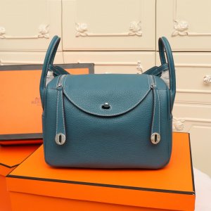 HERMES HANDBAG LINDY Blue HERMES HANDBAG LINDY Blue