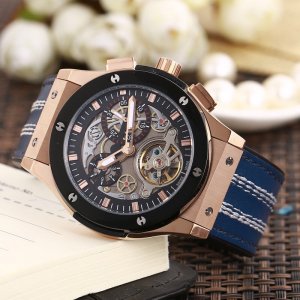 Hublot Men’s Mechanical Wristwatch Hublot Men’s Mechanical Wristwatch