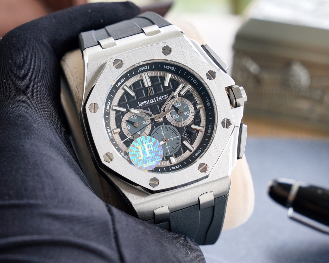 Audemars Piguet Royal Oak Offshore Limited Edition Multi-function Mechanical Watch Audemars Piguet Royal Oak Offshore Limited Edition Multi-function Mechanical Watch