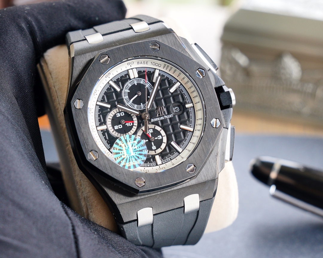 Audemars Piguet Royal Oak Offshore Limited Edition Multi-function Mechanical Watch Audemars Piguet Royal Oak Offshore Limited Edition Multi-function Mechanical Watch