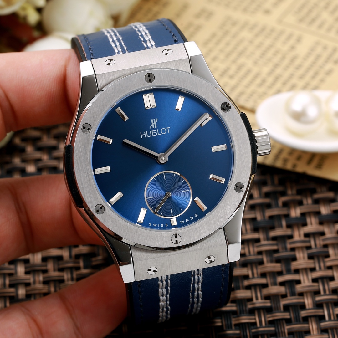 Hublot Men’s Mechanical Wristwatch Hublot Men’s Mechanical Wristwatch