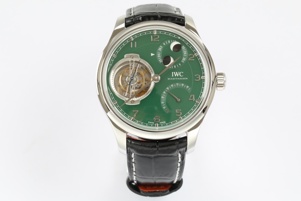 Universal Portugal 44 Series IW590202 Customized Watch Universal Portugal 44 Series IW590202 Customized Watch