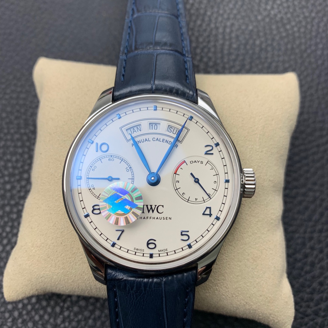 Universal Portugal 42.3 Series IW500705 Watch Universal Portugal 42.3 Series IW500705 Watch