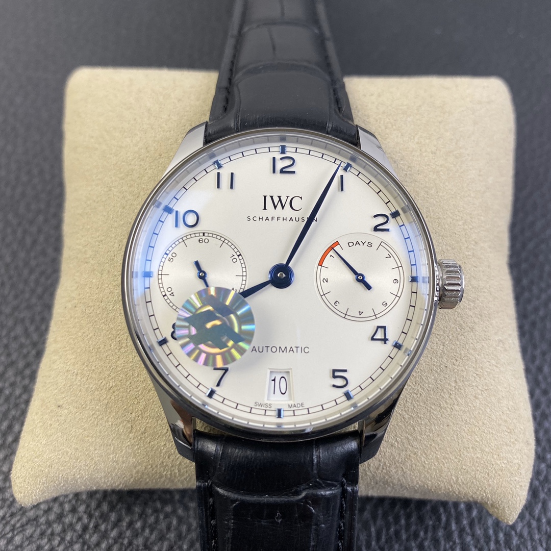 Universal Portugal 42 Series Portuguese Seven Mechanical Watch Universal Portugal 42 Series Portuguese Seven Mechanical Watch