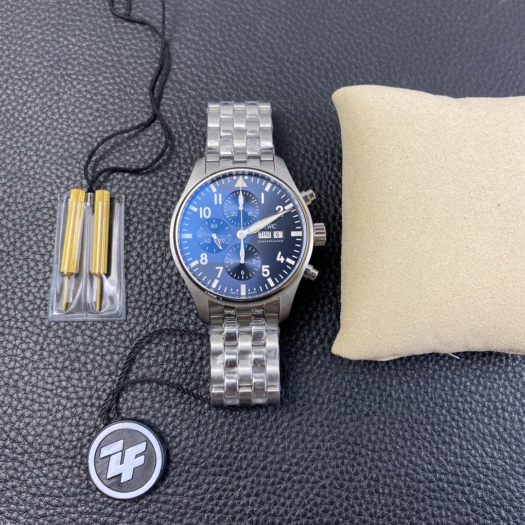 Wanguo Pilot 43 Series Steel Belt Spitfire Fighter Wanguo Pilot 43 Series Steel Belt Spitfire Fighter