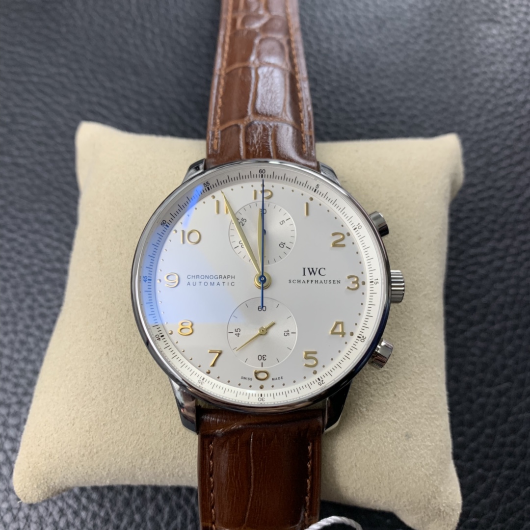 Universal Portugal 40.9 Series Portuguese Seven Mechanical Watch Universal Portugal 40.9 Series Portuguese Seven Mechanical Watch