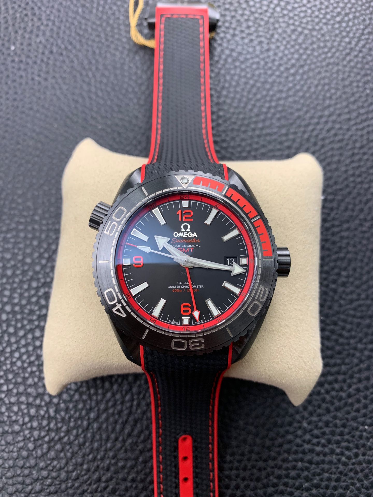 Omega Seamaster Planet Ocean 600M Co-Axial 21592462201002 Men’s Automatic Watch Omega Seamaster Planet Ocean 600M Co-Axial 21592462201002 Men’s Automatic Watch