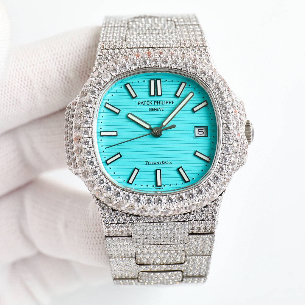 Patek Philippe Nautilus 5711 Platinum Watch Patek Philippe Nautilus 5711 Platinum Watch