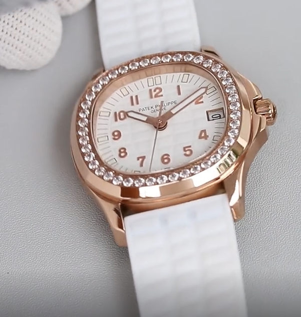 Patek Philippe AQUANAUT Women’s Mechanical Series Watch Patek Philippe AQUANAUT Women’s Mechanical Series Watch