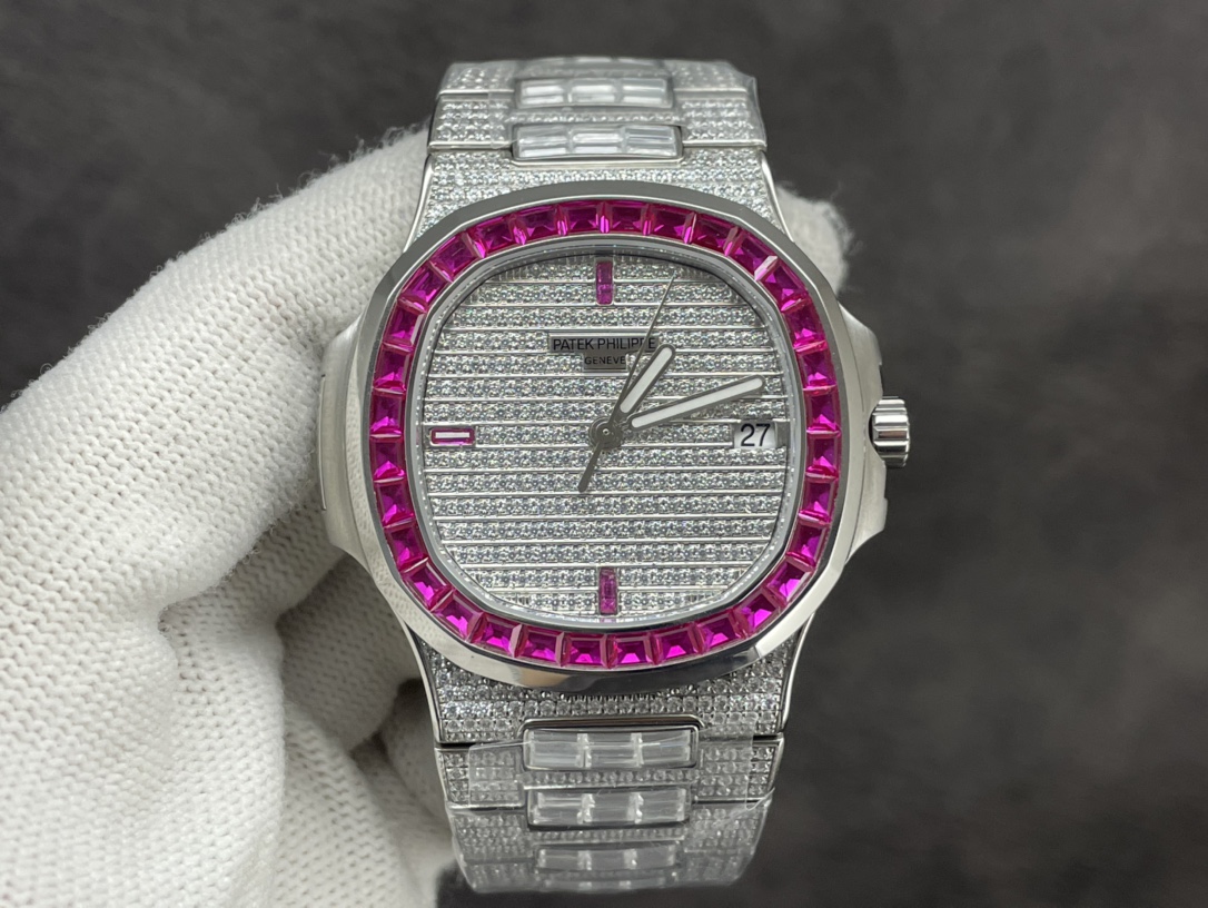 Patek Philippe Nautilus 5711 Parrot Shell Full Diamond Watch Patek Philippe Nautilus 5711 Parrot Shell Full Diamond Watch