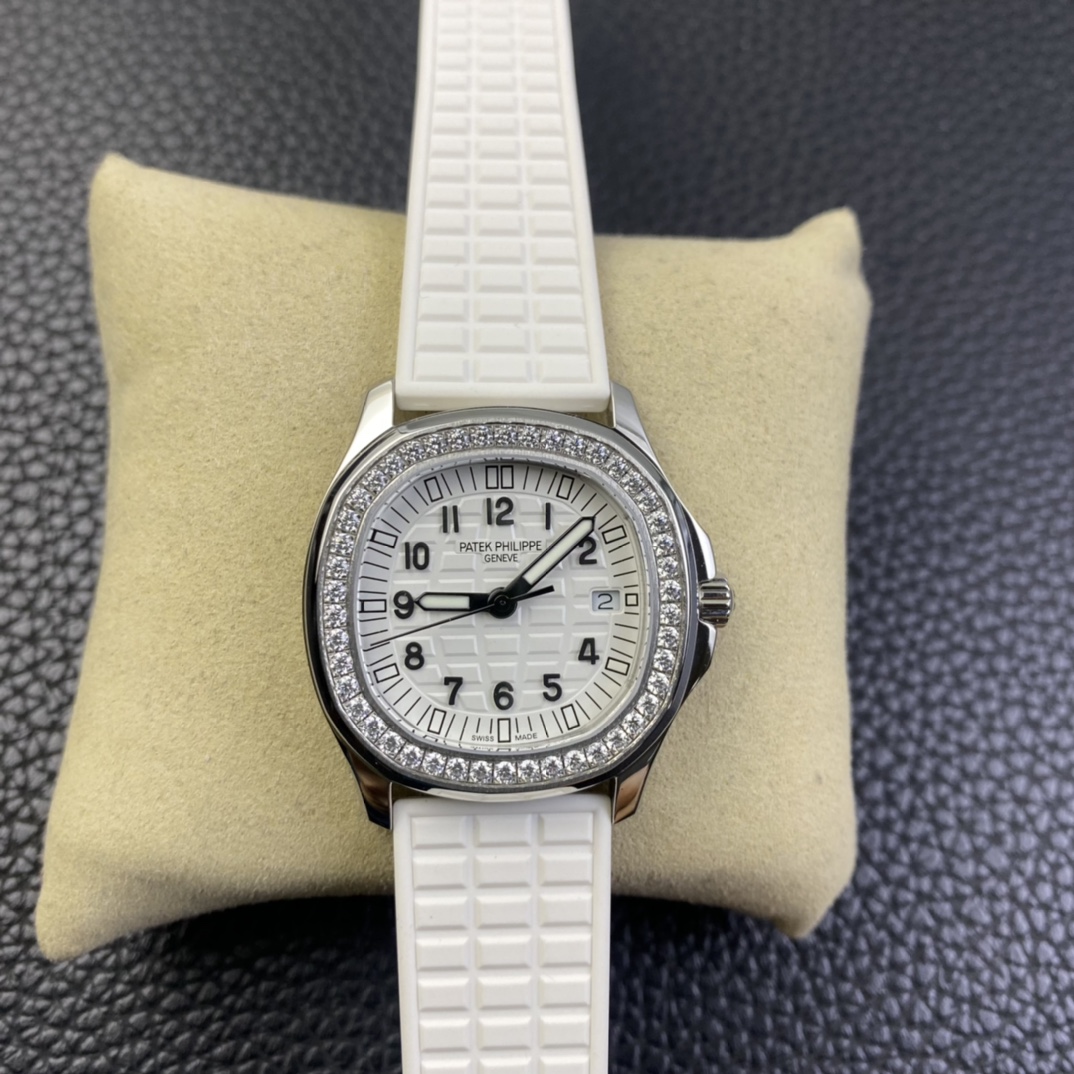 Patek Philippe Ladies’ Watch PP-5067A Patek Philippe Ladies’ Watch PP-5067A