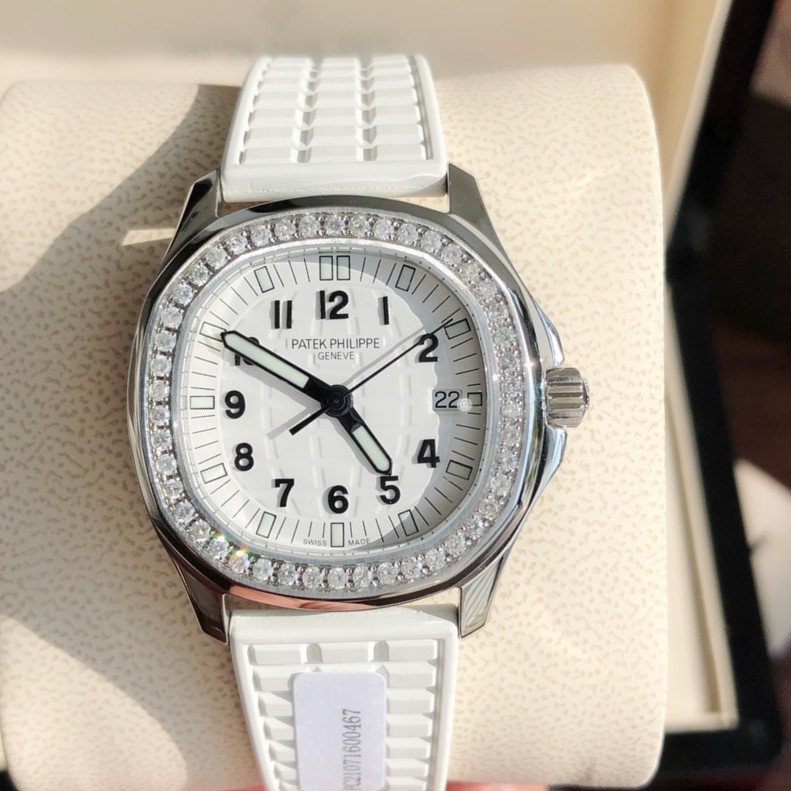 Patek Philippe AQUANAUT Series watch Patek Philippe AQUANAUT Series watch