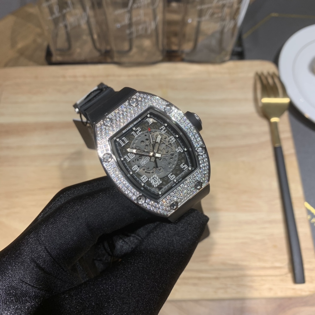 Richard Mille RM010, a new special edition watch with innovative hollow design Richard Mille RM010, a new special edition watch with innovative hollow design