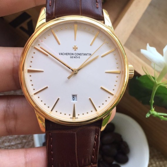 Vacheron Constantin Heritage Collection Men’s Luxury Wristwatch Vacheron Constantin Heritage Collection Men’s Luxury Wristwatch