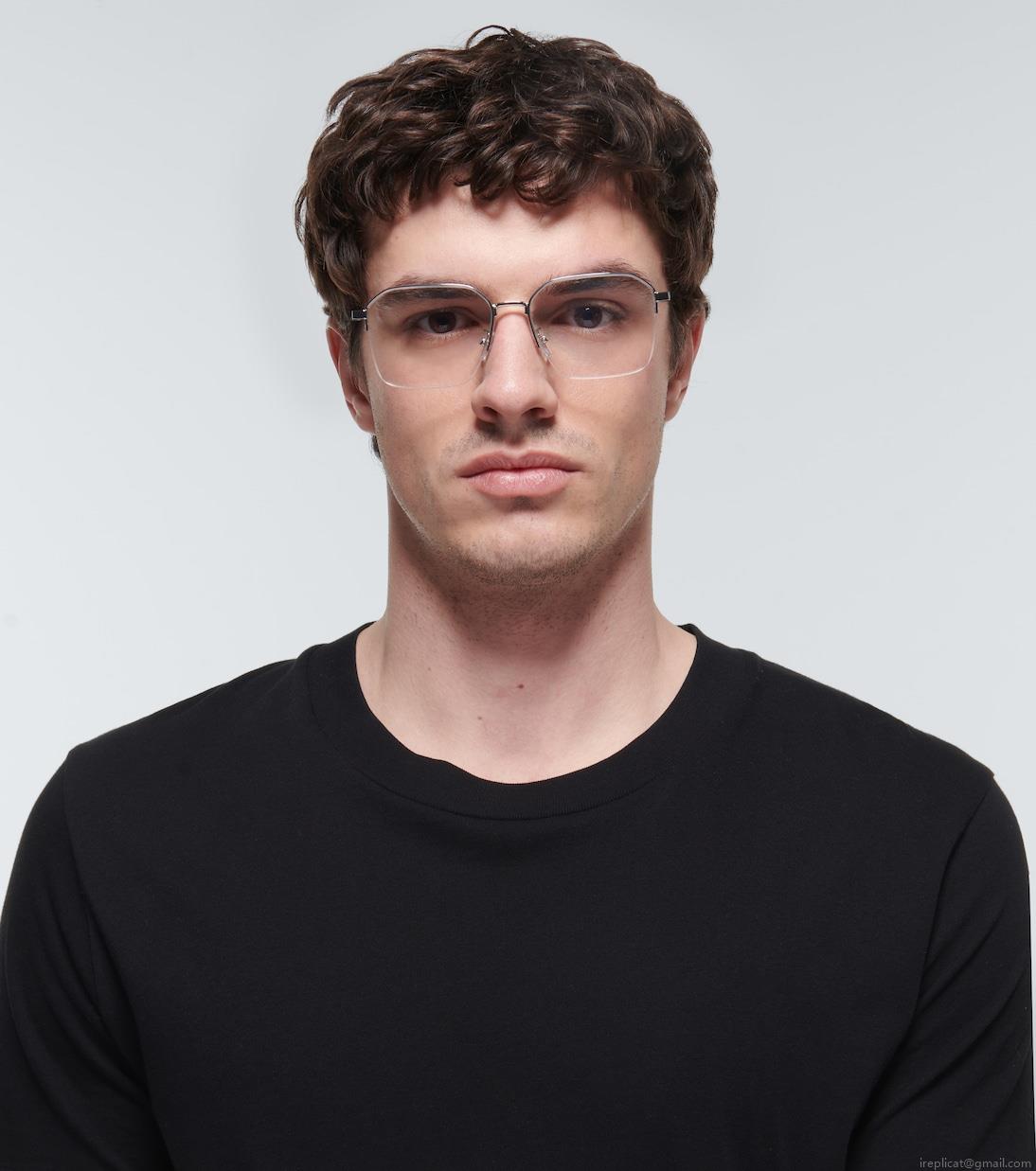 FendiRectangular glasses FendiRectangular glasses