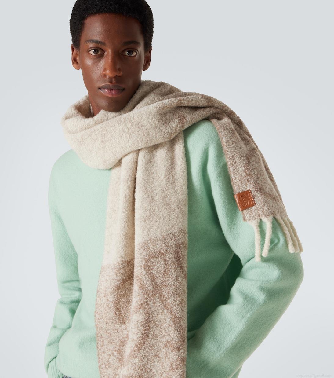 LoeweAnagram alpaca-blend bouclé scarf