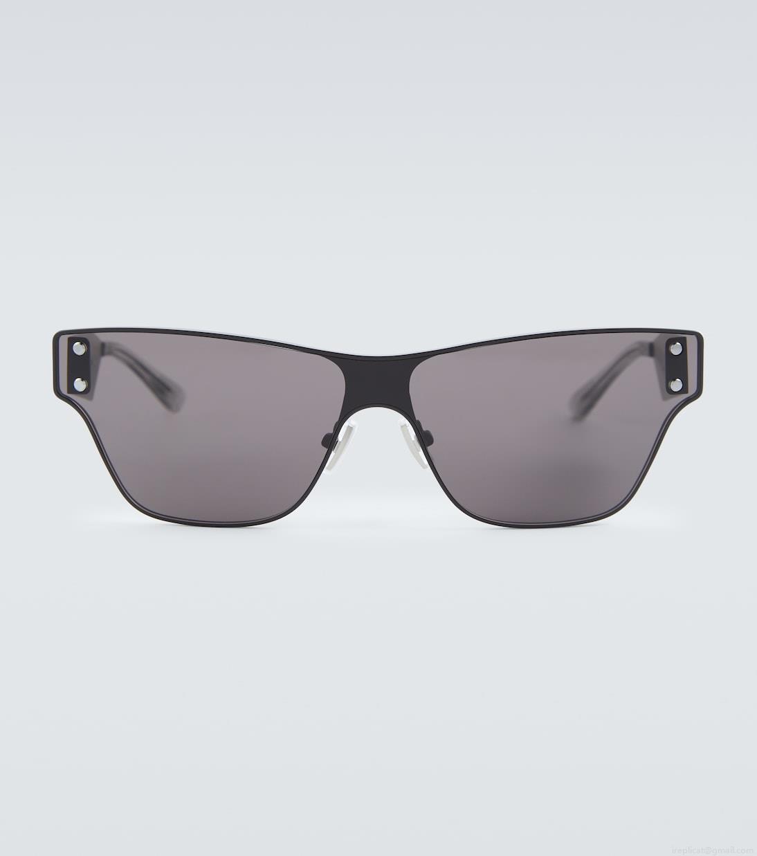 Bottega VenetaSquare metal sunglasses Bottega VenetaSquare metal sunglasses