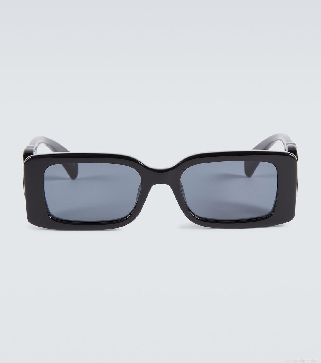 GucciLogo rectangular sunglasses GucciLogo rectangular sunglasses