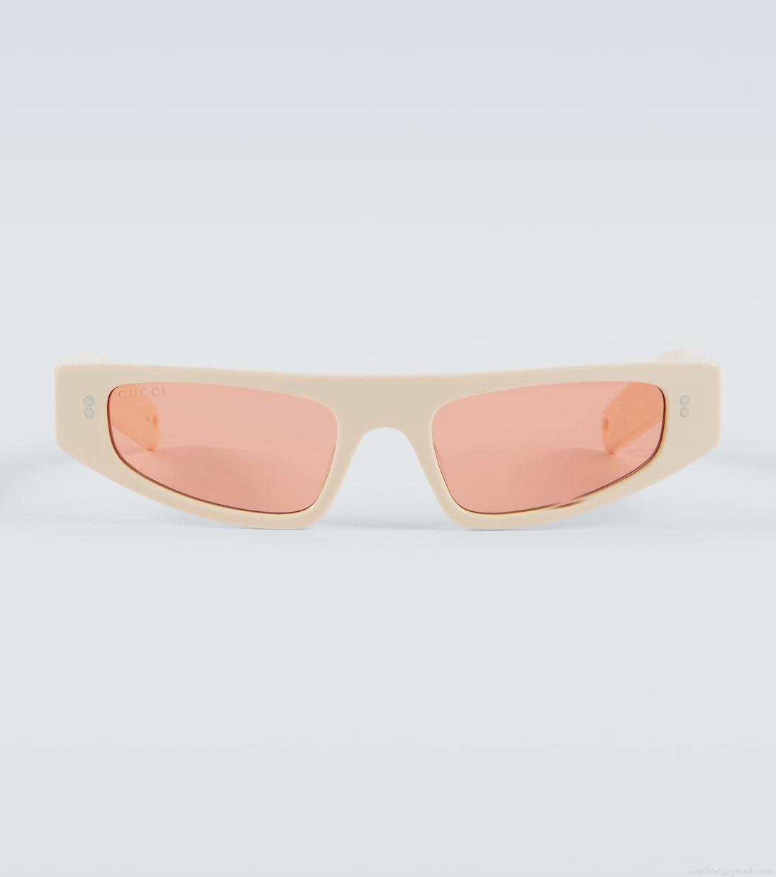 GucciRectangular sunglasses GucciRectangular sunglasses
