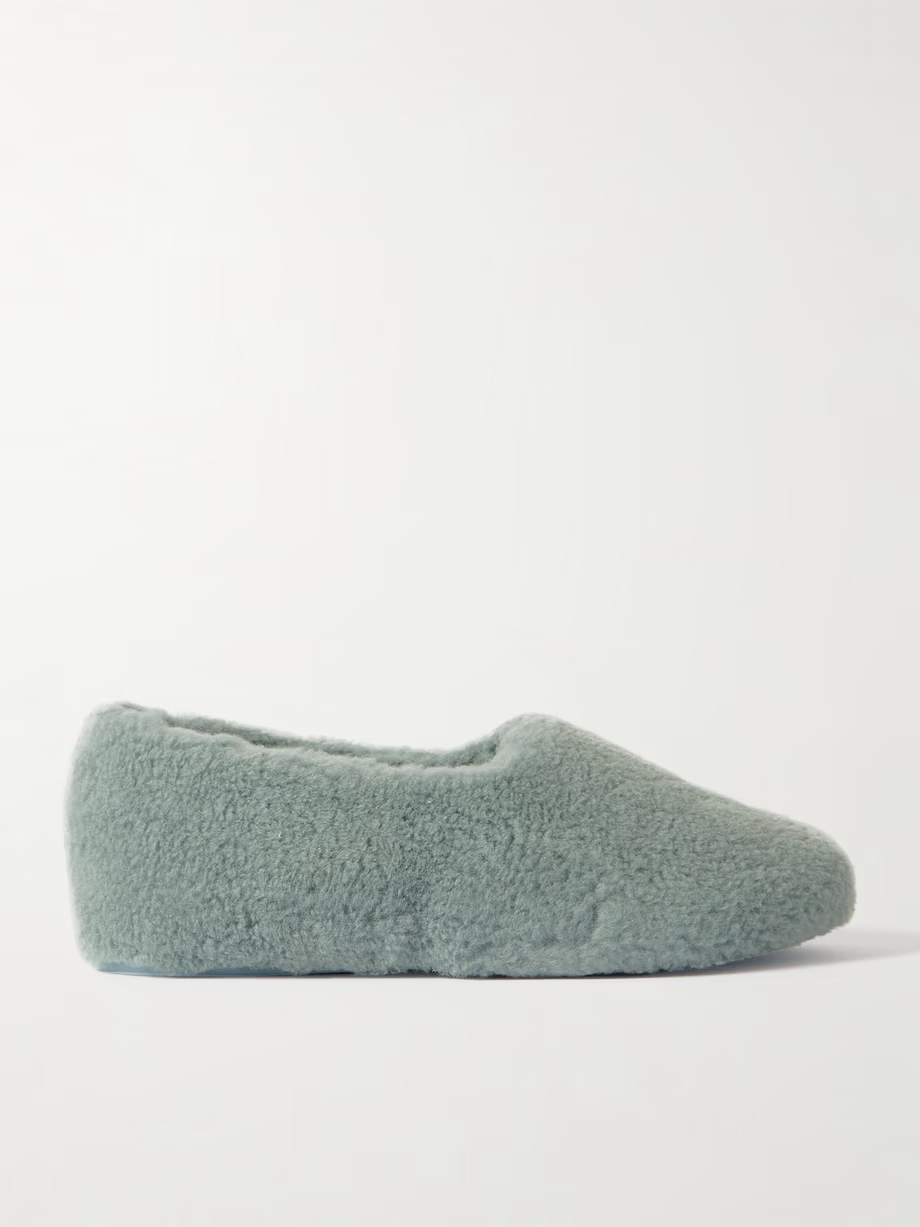 Wintercozy faux shearling slippers Wintercozy faux shearling slippers