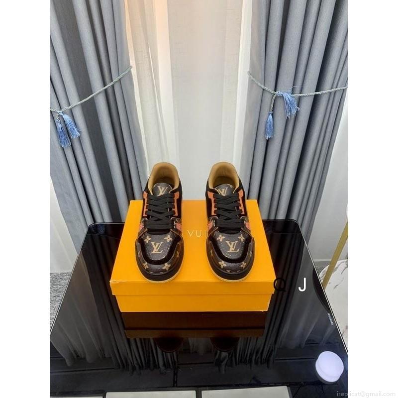 LV Man Low Cut Ts LV sz38-45 7C XJ0713