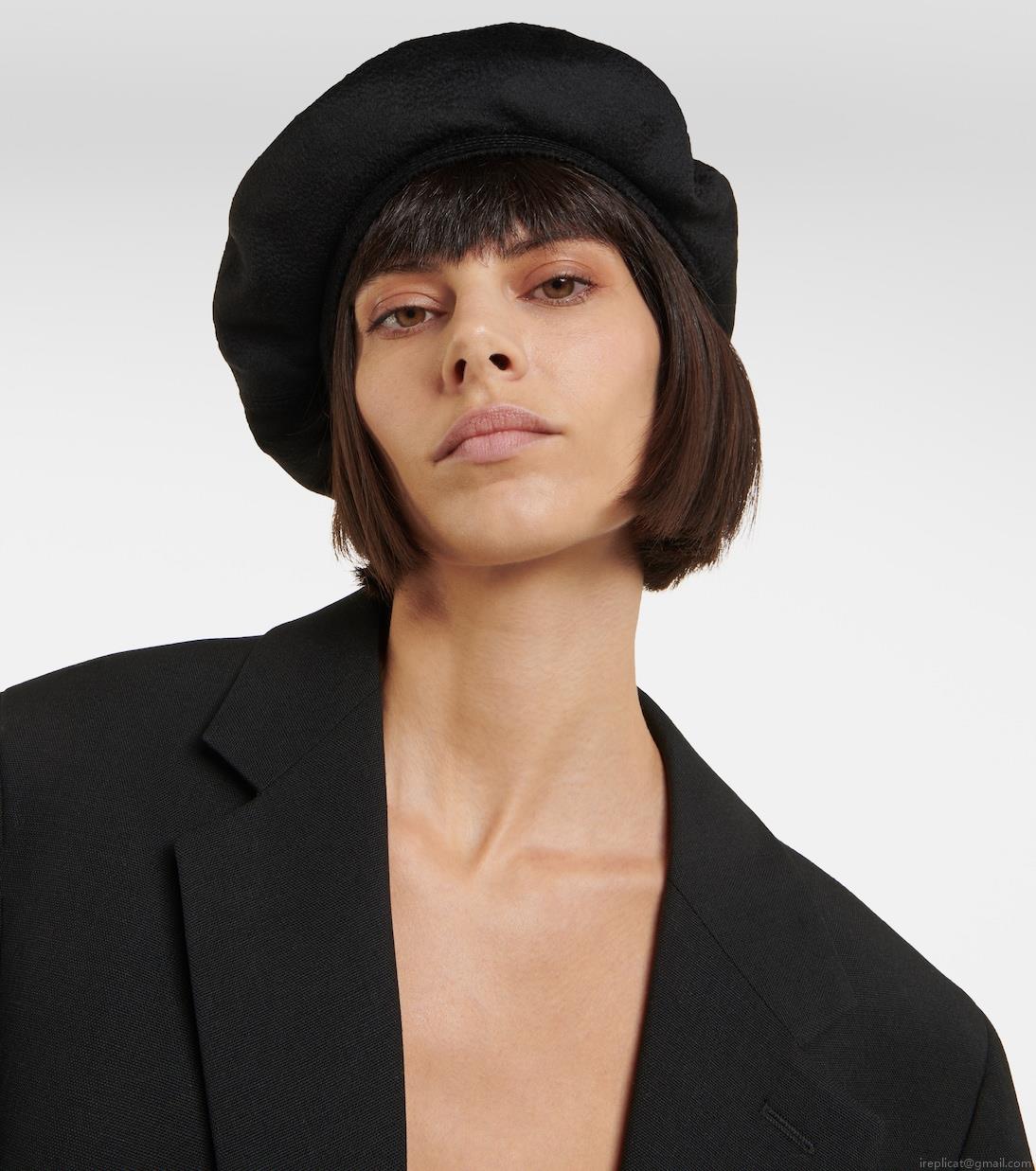 The RowDodo cashmere beret The RowDodo cashmere beret