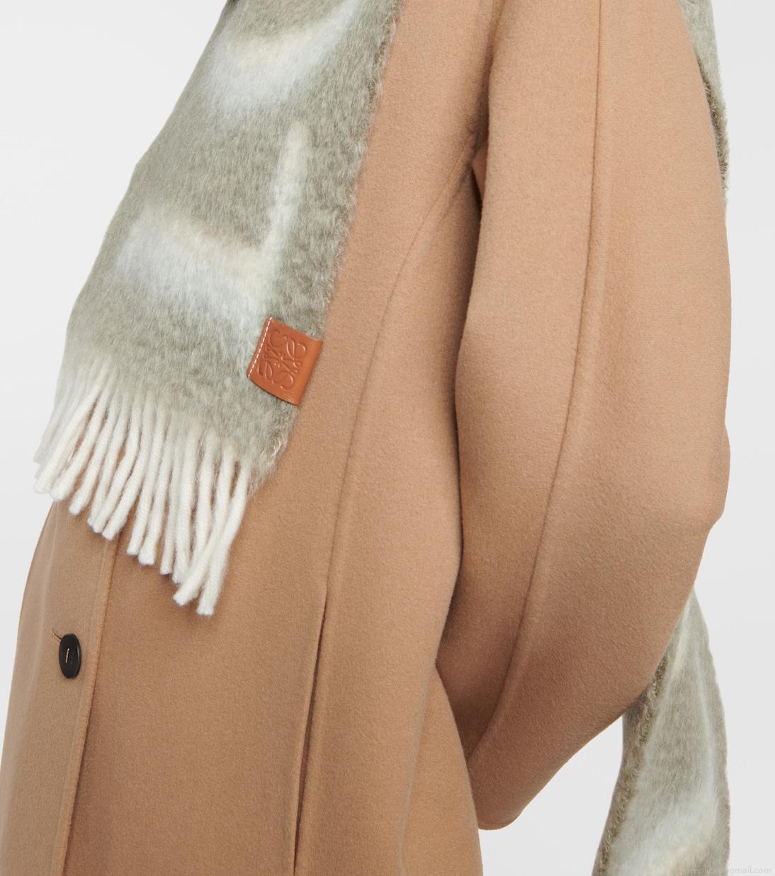 LoeweAnagram scarf LoeweAnagram scarf