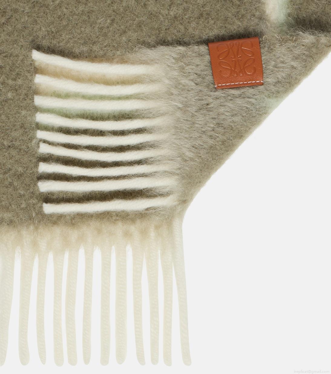 LoeweAnagram scarf LoeweAnagram scarf