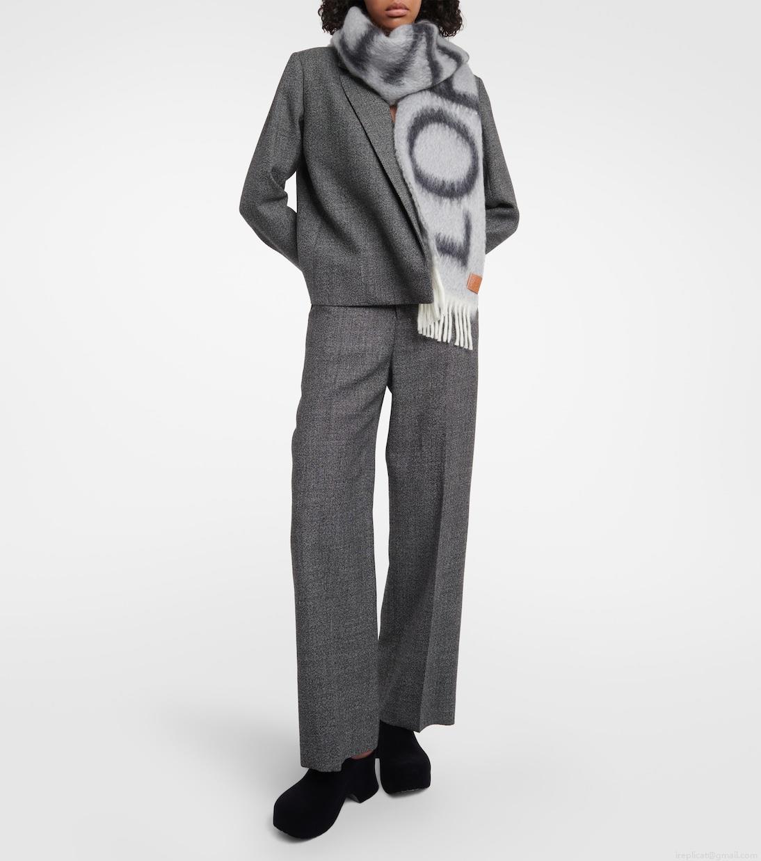 LoeweAnagram scarf LoeweAnagram scarf