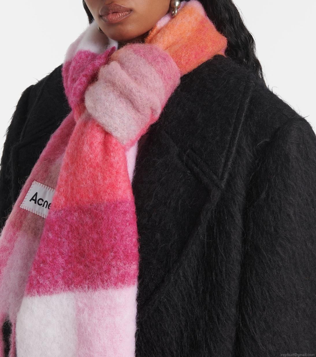 Acne StudiosLogo checked wool-blend scarf Acne StudiosLogo checked wool-blend scarf