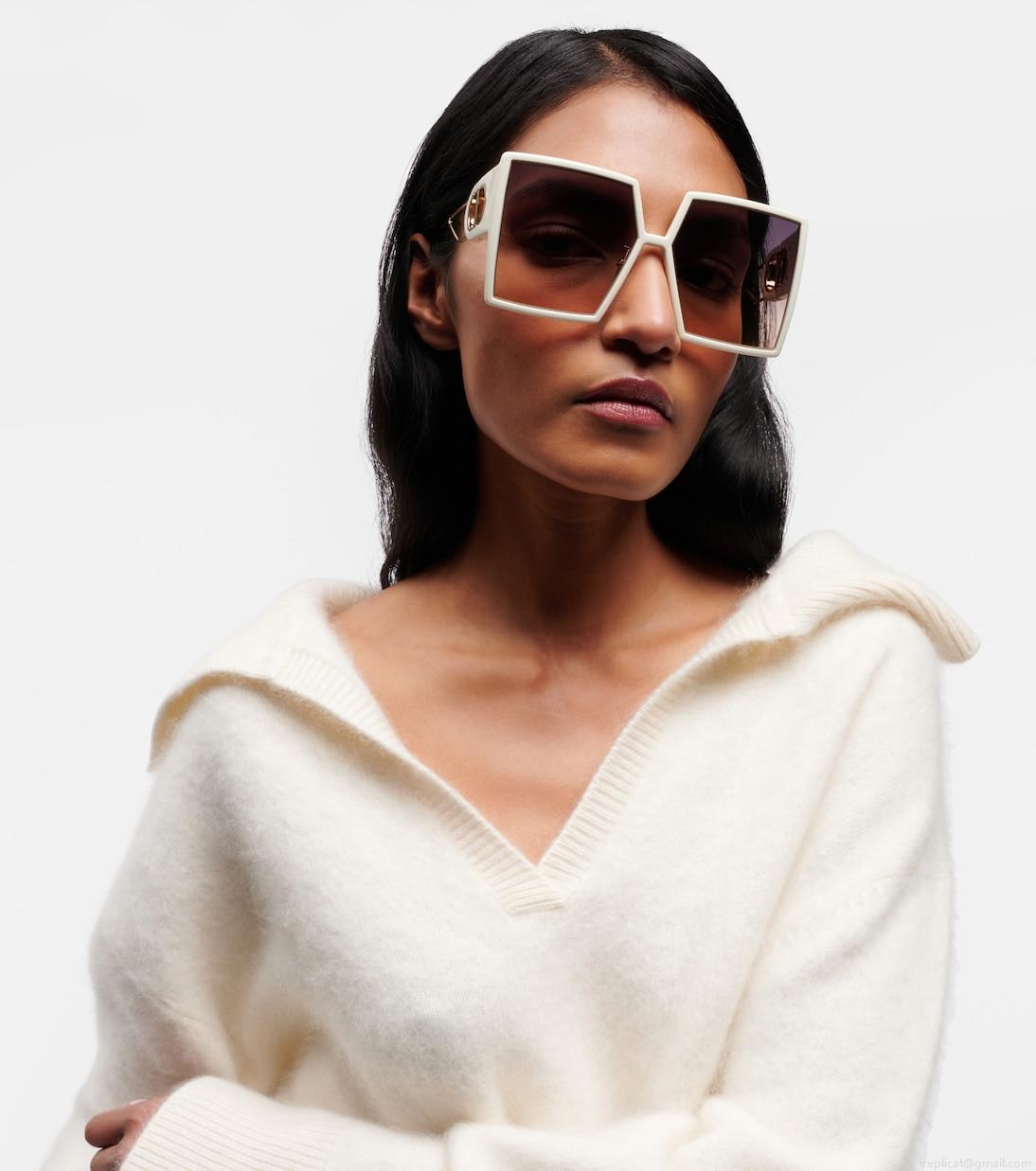 Dior Eyewear30Montaigne SU oversized sunglasses Dior Eyewear30Montaigne SU oversized sunglasses