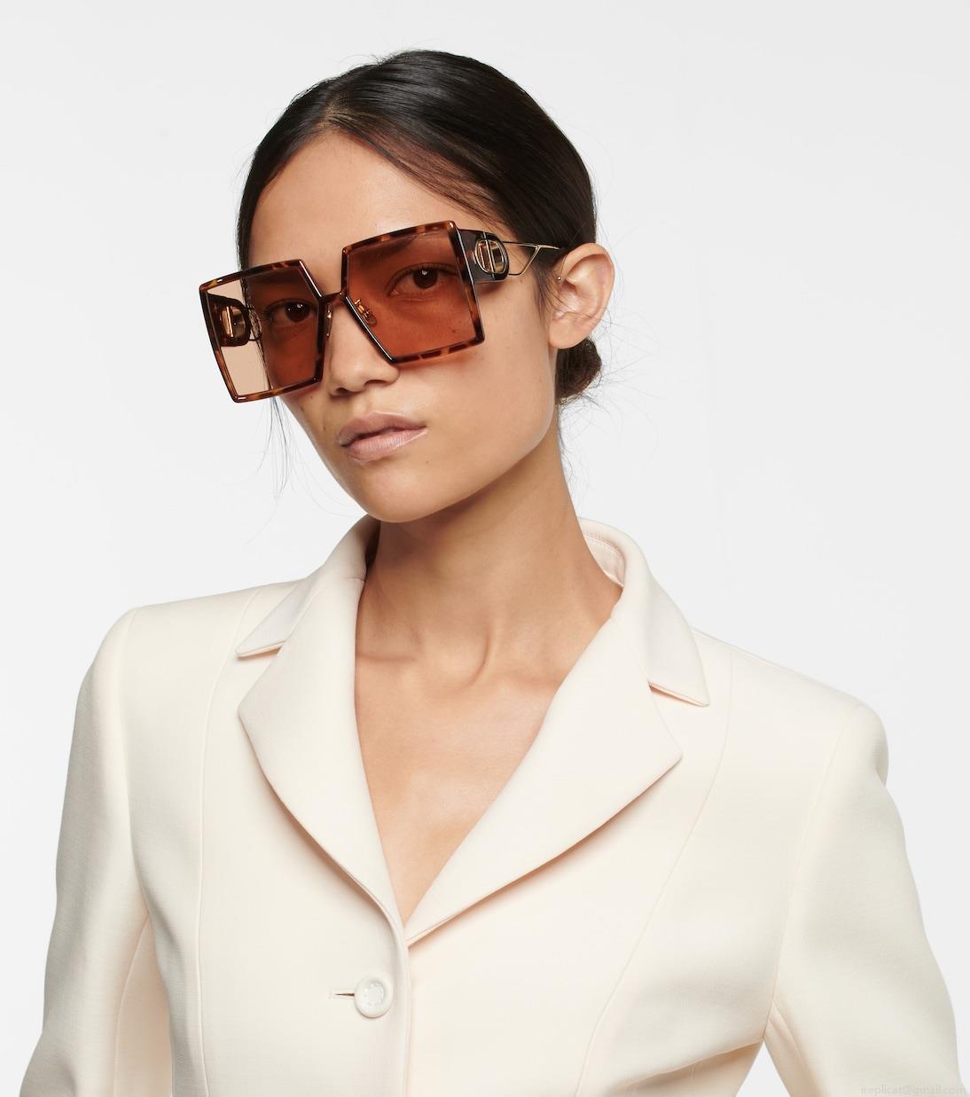 Dior Eyewear30Montaigne SU oversized sunglasses Dior Eyewear30Montaigne SU oversized sunglasses