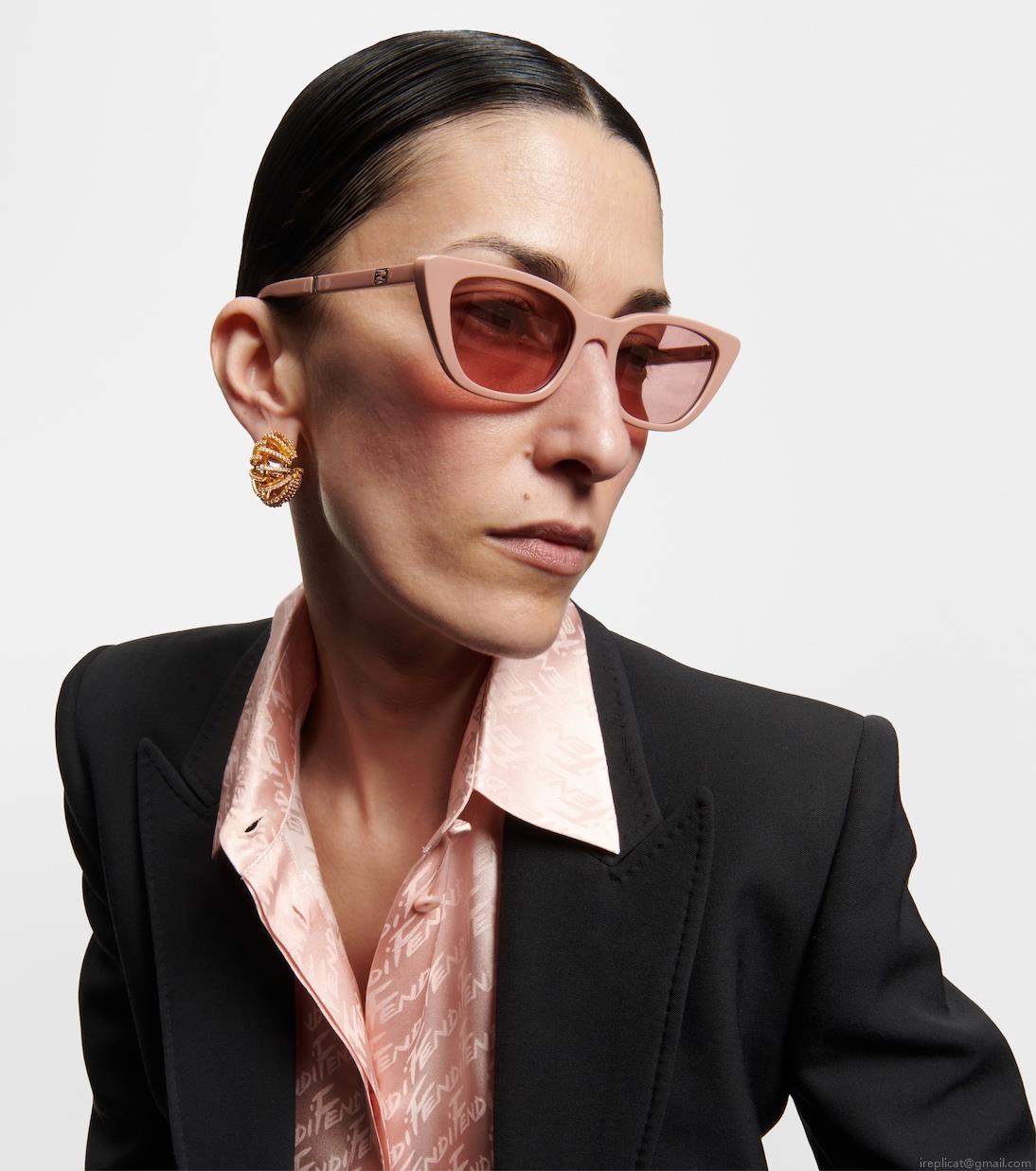 FendiFoldable acetate sunglasses FendiFoldable acetate sunglasses