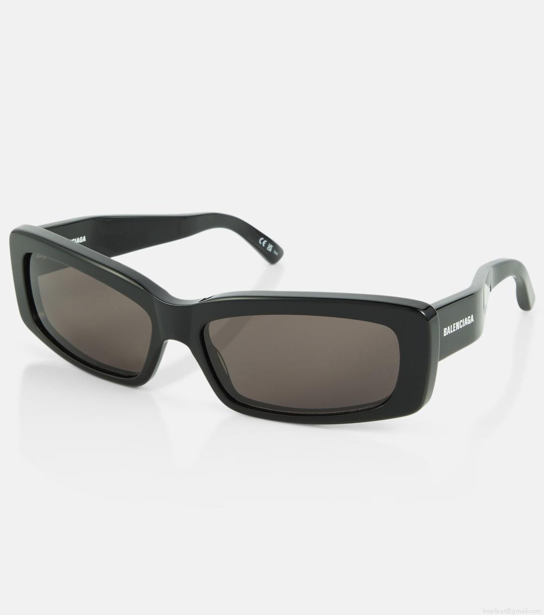 BalenciagaOversized rectangular sunglasses BalenciagaOversized rectangular sunglasses