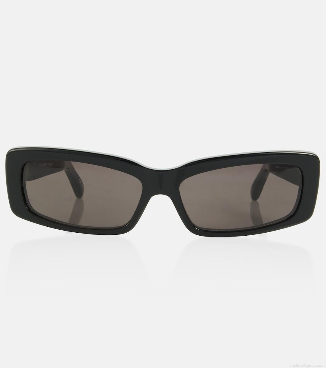 BalenciagaOversized rectangular sunglasses BalenciagaOversized rectangular sunglasses
